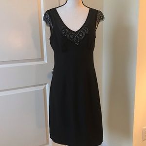 🪂2/$15🪂 VNeck black delicate beads&sequins